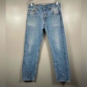 Vintage 90’s Levi’s 501xx Denim Blue Jeans Made in USA Size 32x32